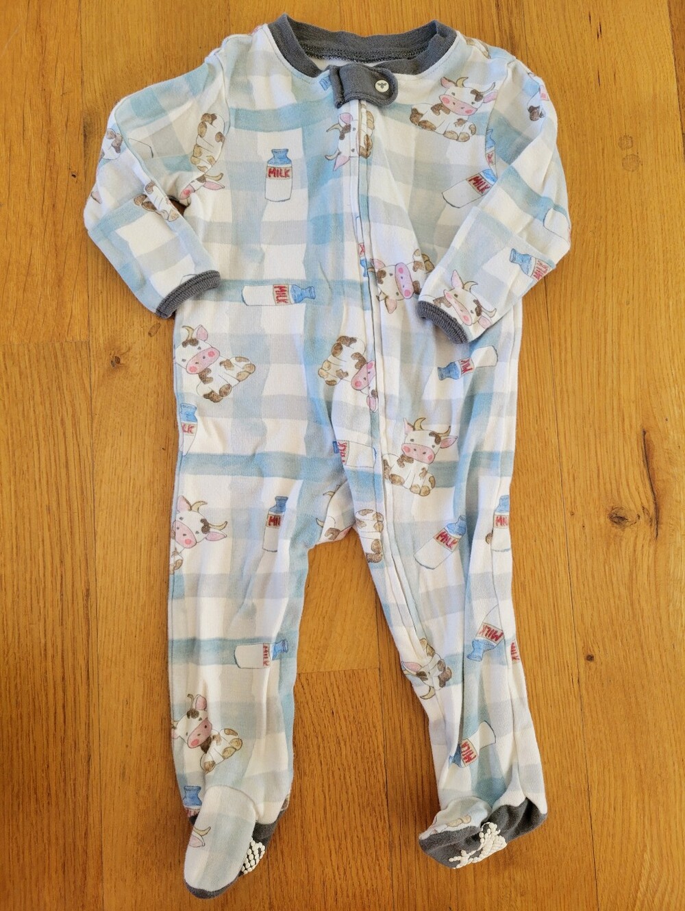 Burt's Bees Baby boys size 0-3 months and milk print footie pajamas